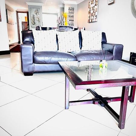 The Sails Penthouse With Private Rooftop Pool Durban Buitenkant foto